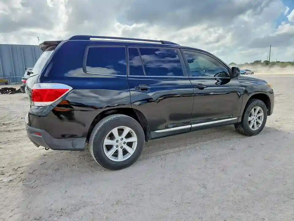 5TDZK3EH4DS097854 2013 TOYOTA HIGHLANDER-2