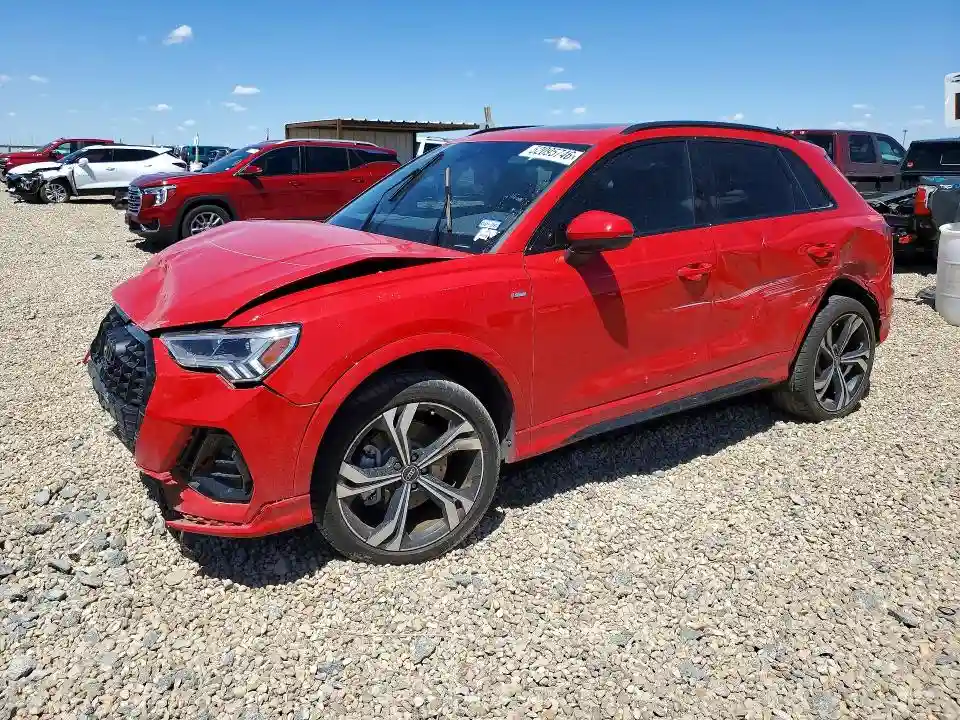 WA1EEDF30R1062824 2024 AUDI Q3-0