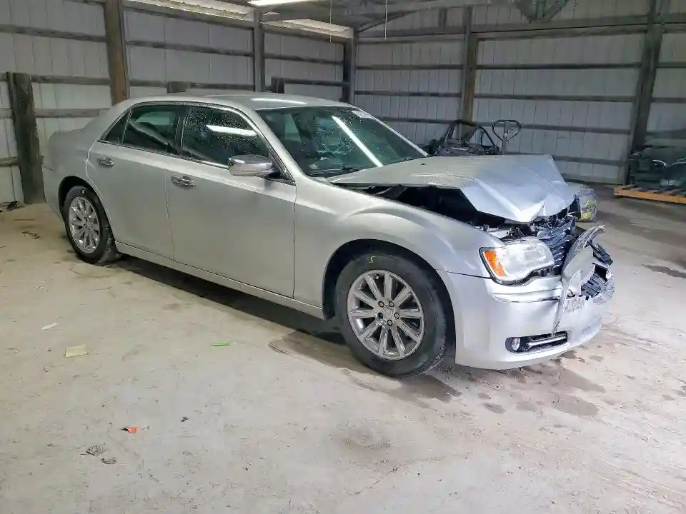 2C3CCACGXCH204084 2012 CHRYSLER 300-3