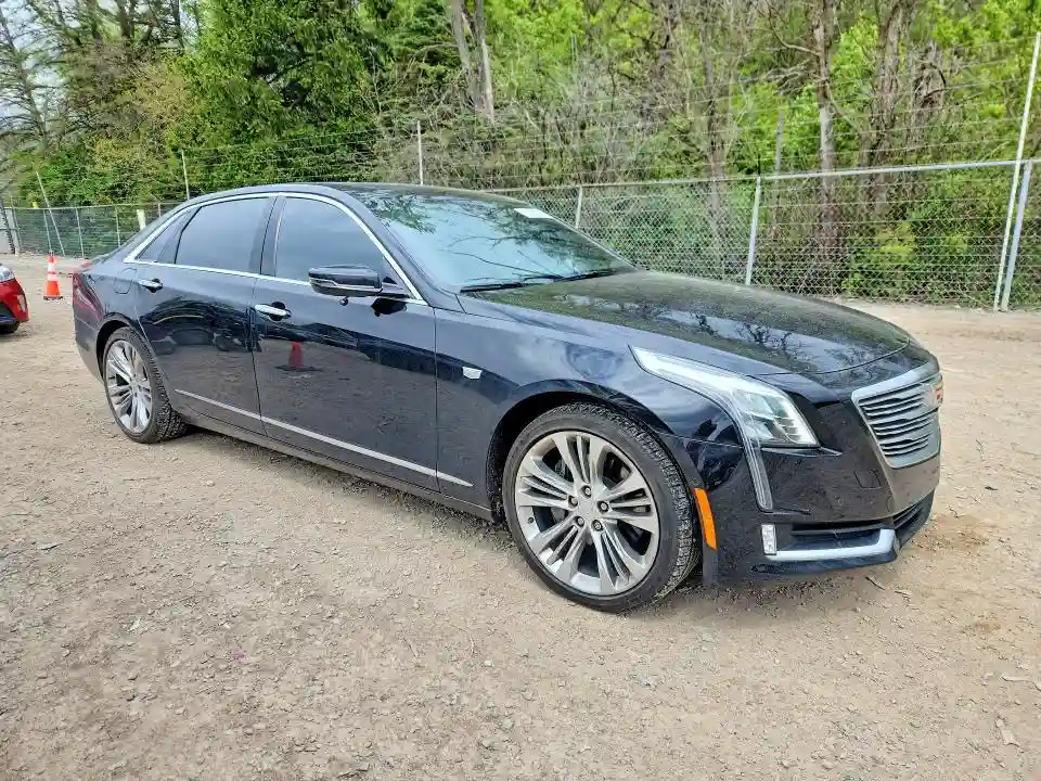 1G6KP5R66JU143766 2018 CADILLAC CT6-3