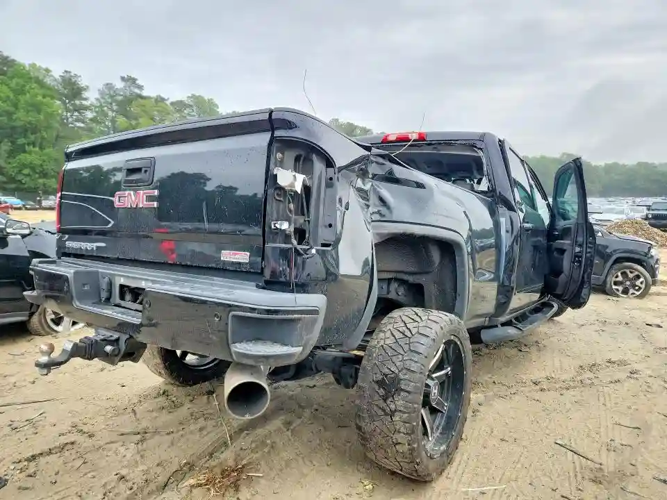 1GT12TEY5JF191749 2018 GMC SIERRA-2