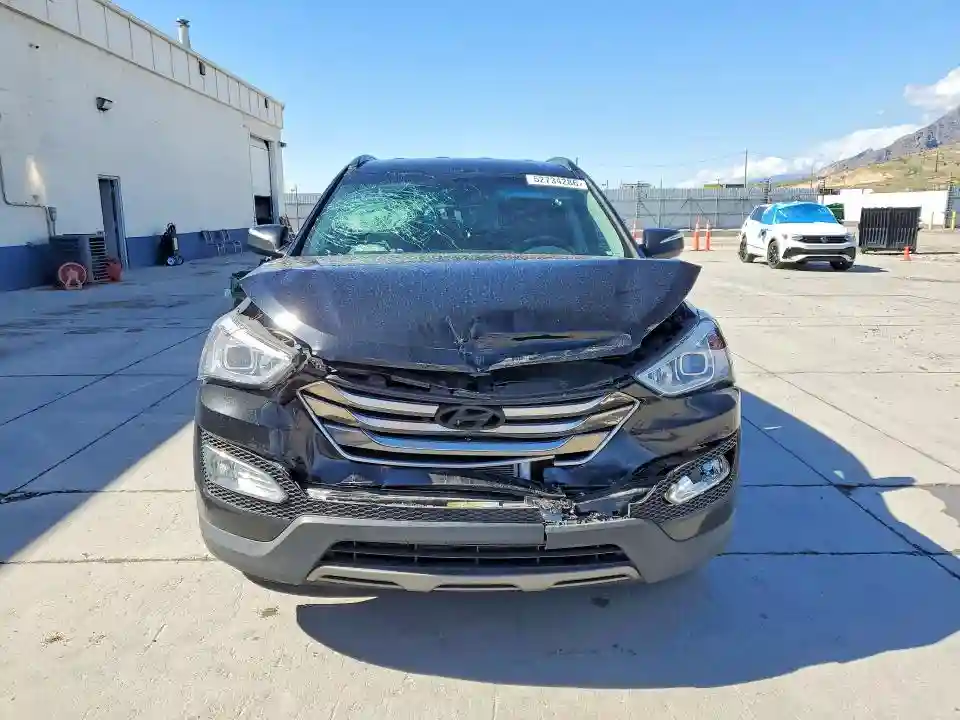 5XYZUDLA6GG305529 2016 HYUNDAI SANTA FE-4