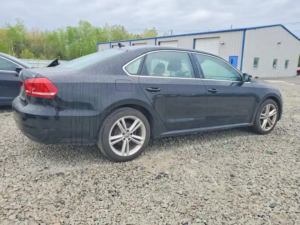1VWBP7A37EC002563 2014 VOLKSWAGEN PASSAT-2