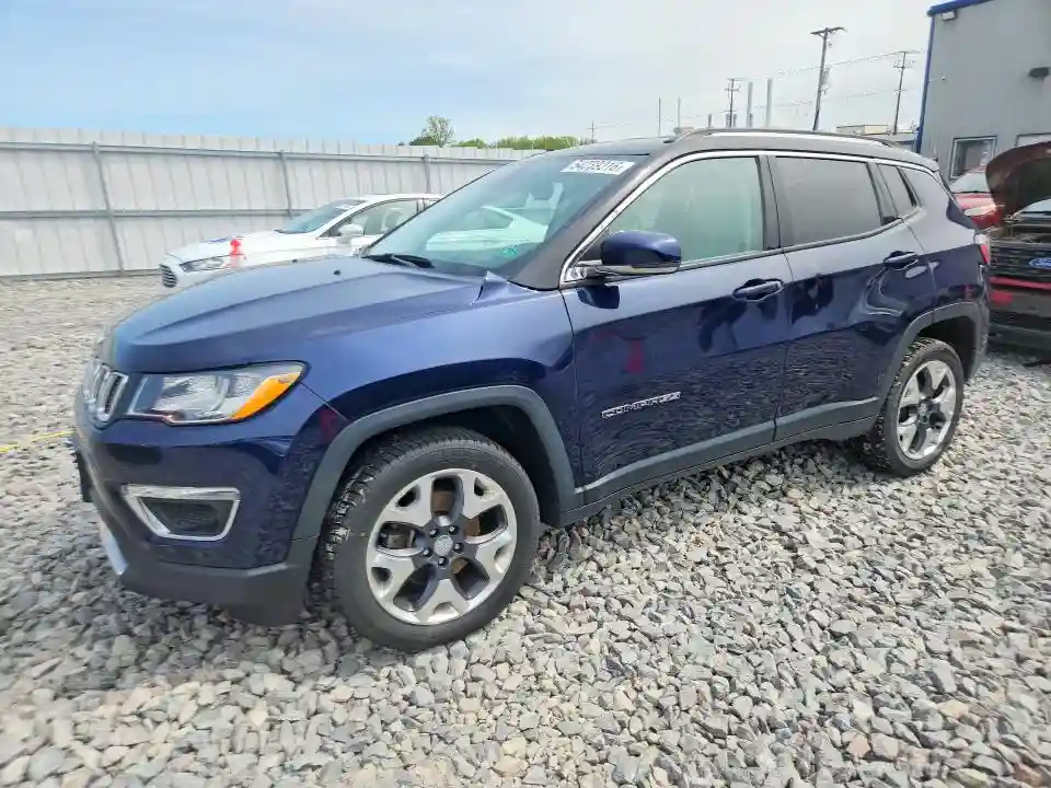 3C4NJDCB1JT140697 2018 JEEP COMPASS-0