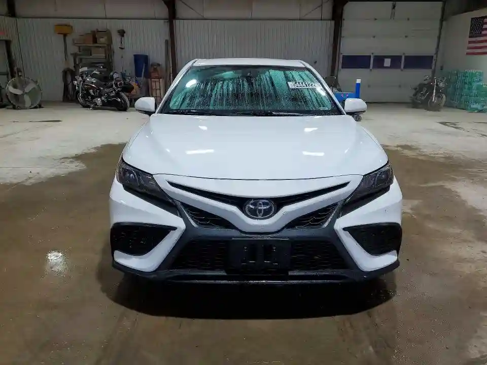 4T1G11AK4NU054432 2022 TOYOTA CAMRY-4