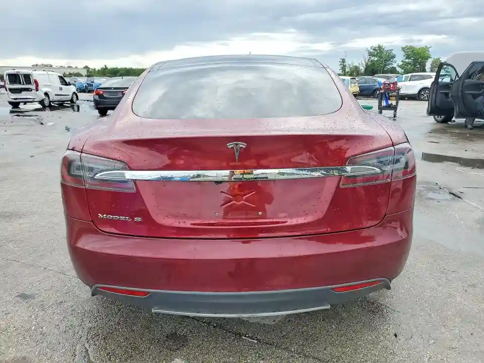 5YJSA1DP7CFS00687 2012 TESLA MODEL S-5