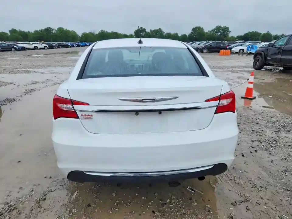 1C3CCBCB5CN211347 2012 CHRYSLER 200-5