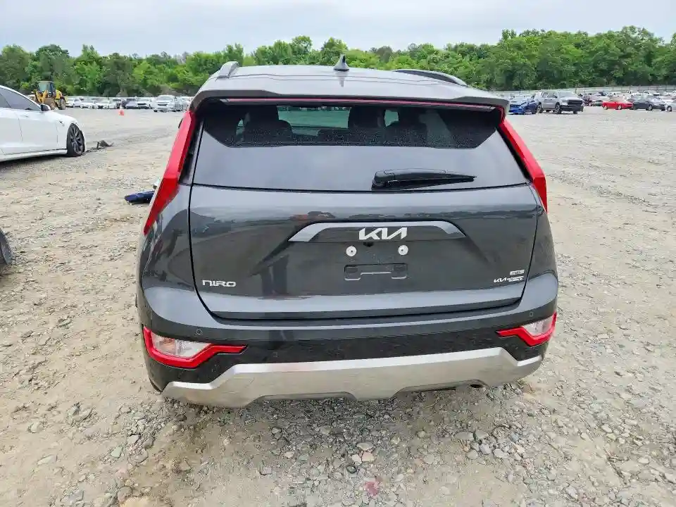 KNDCT3LE7S5305952 2025 KIA NIRO-5