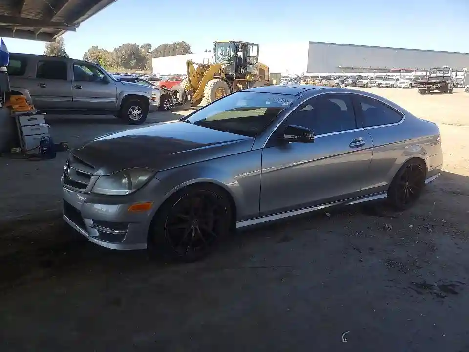 WDDGJ4HB8CF934908 2012 MERCEDES-BENZ C-CLASS-0