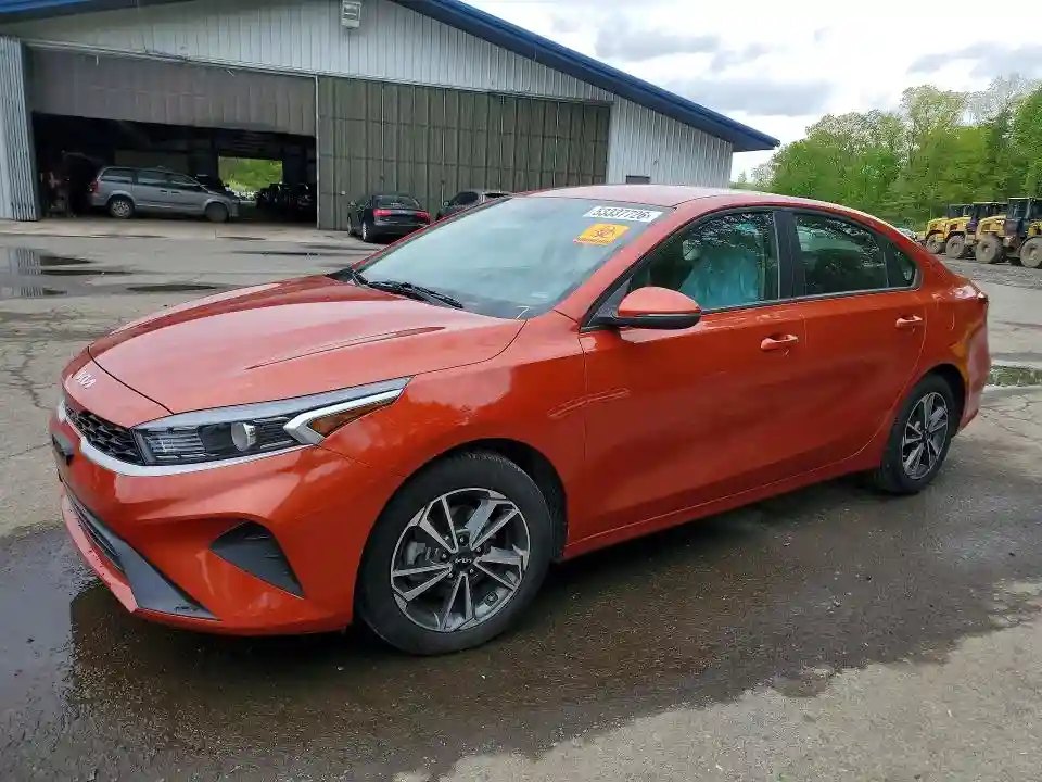 3KPF24AD1NE437579 2022 KIA FORTE LXS-0
