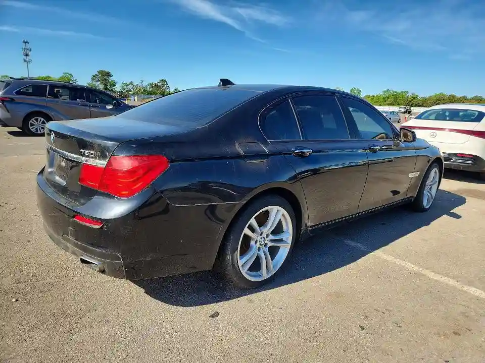 WBAKC6C55CDX99486 2012 BMW 7 SERIES-2