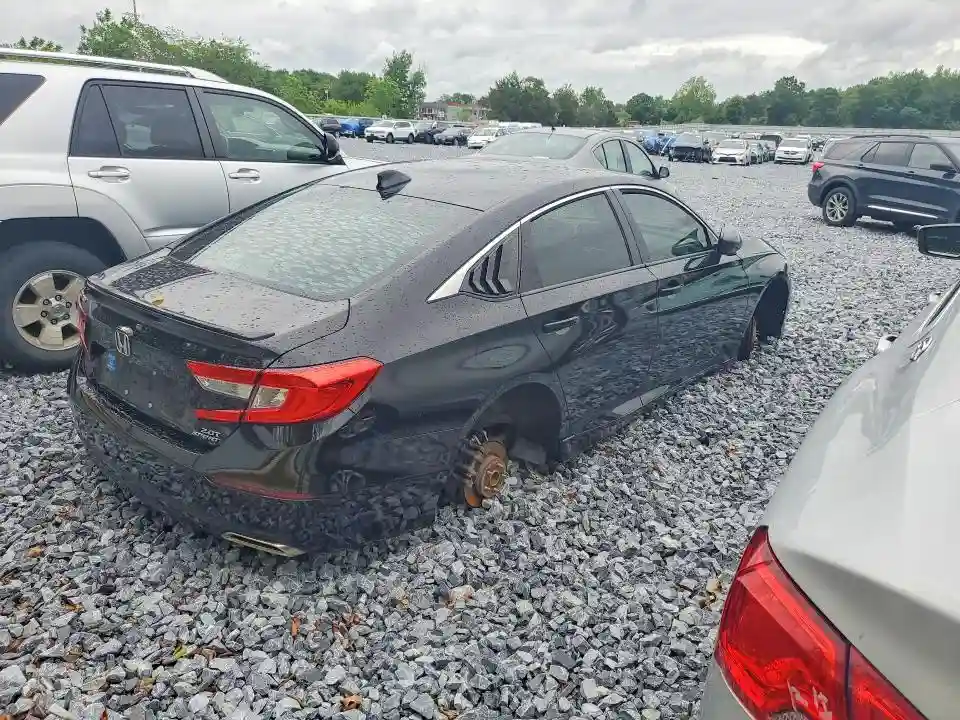 1HGCV2F30JA035789 2018 HONDA ACCORD-2
