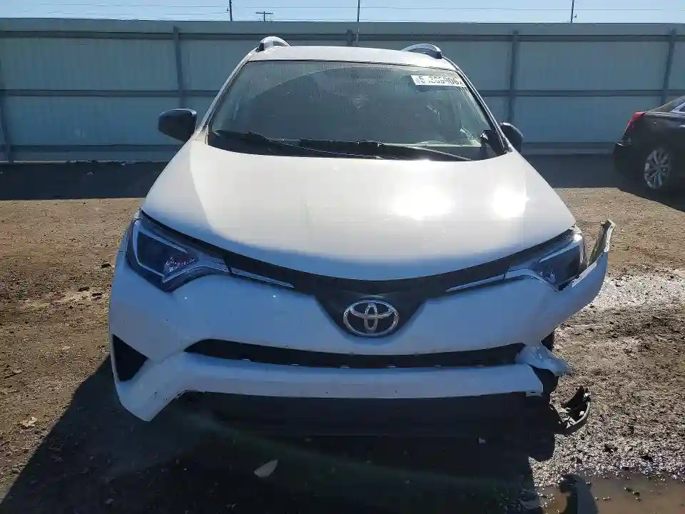JTMBFREV7GJ100407 2016 TOYOTA RAV4-4