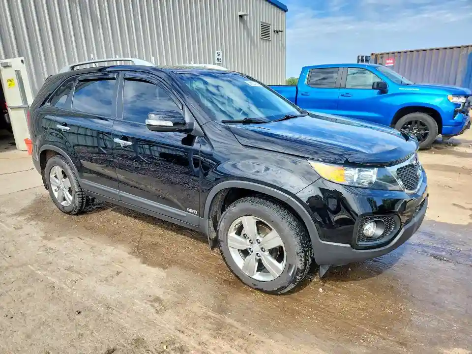 5XYKUDA2XCG245004 2012 KIA SORENTO-3