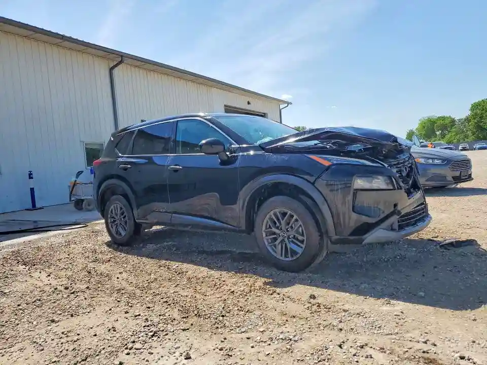 5N1BT3AAXPC853096 2023 NISSAN ROGUE-3