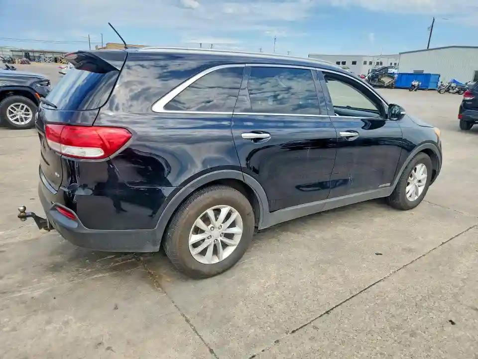 5XYPGDA56HG219885 2017 KIA SORENTO-2