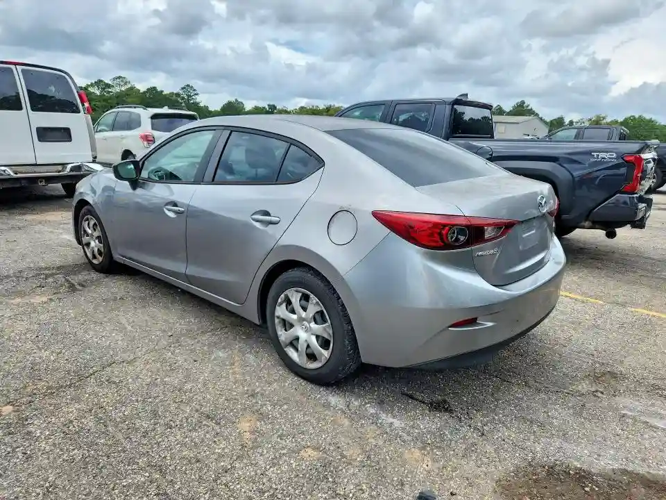 3MZBM1U72FM213478 2015 MAZDA 3-1