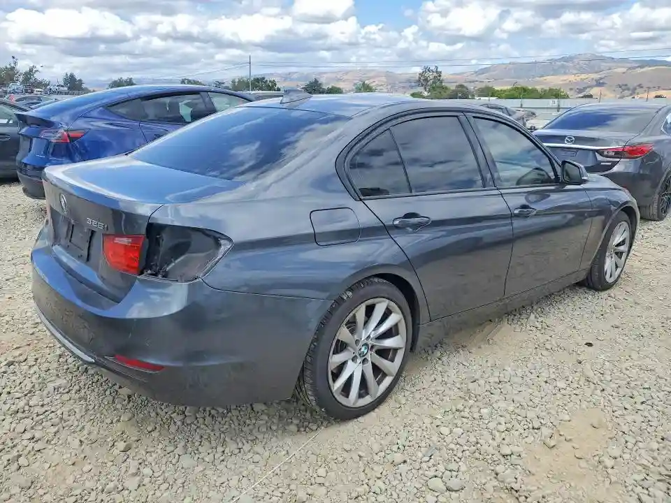 WBA3A5C50CFJ88886 2012 BMW 3 SERIES-2