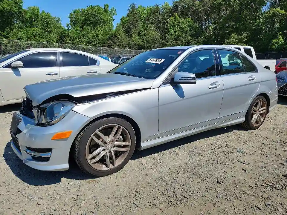WDDGF8AB9DR300882 2013 MERCEDES-BENZ C-CLASS-0