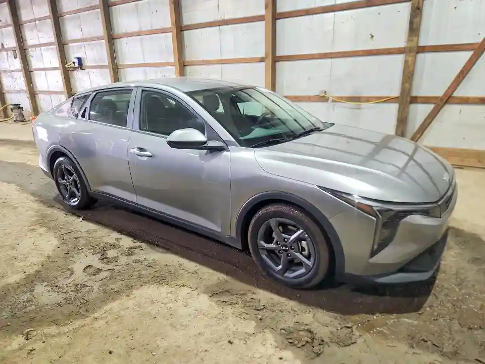 3KPFT4DE0SE027787 2025 KIA ALL OTHER-3
