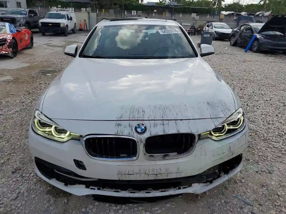 WBA8B9G5XJNU98079 2018 BMW 3 SERIES-4