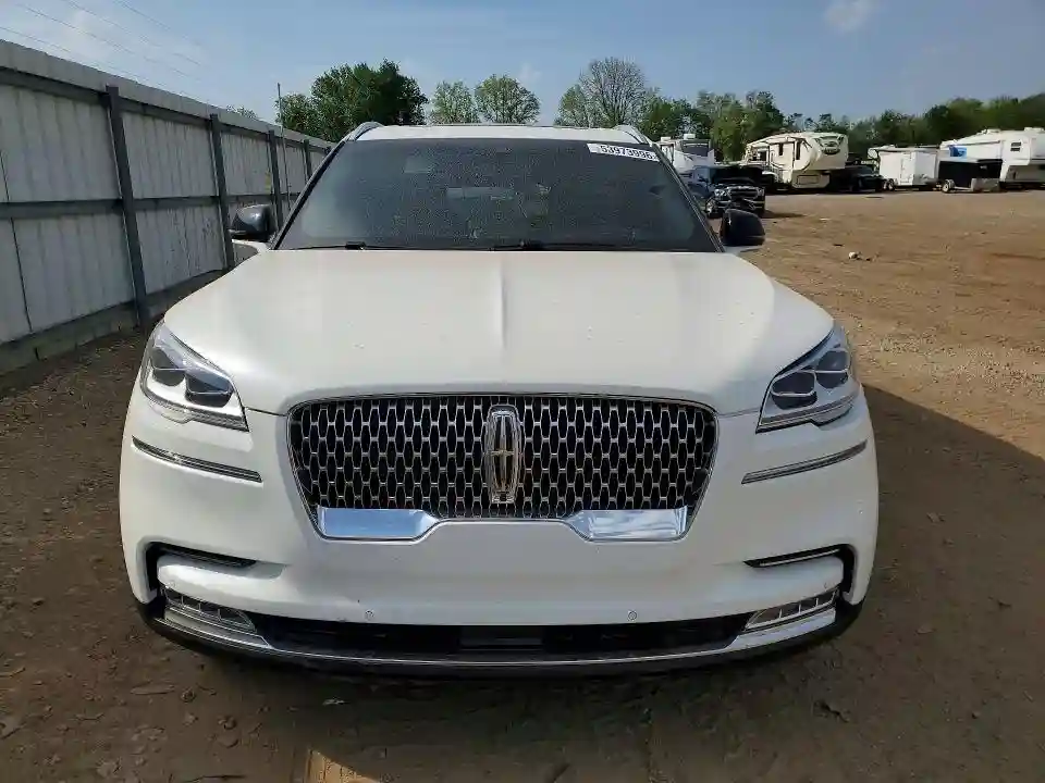 5LM5J7XC8PGL12671 2023 LINCOLN AVIATOR-4