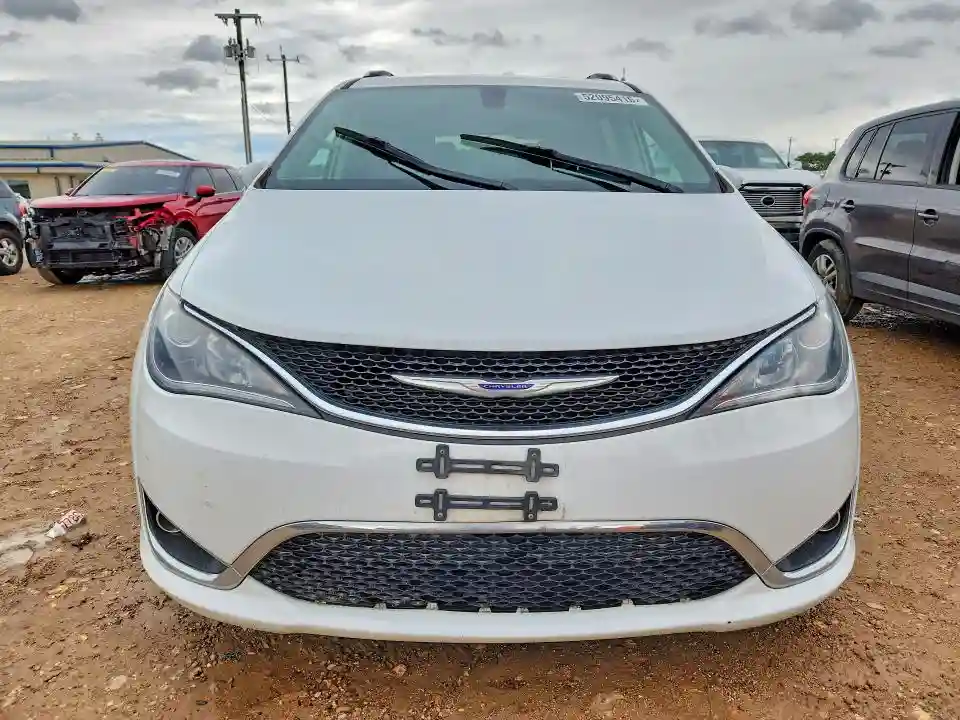2C4RC1BG4KR665720 2019 CHRYSLER PACIFICA-4