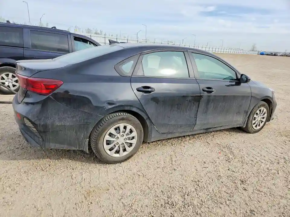 3KPF24AD7PE656629 2023 KIA FORTE-2