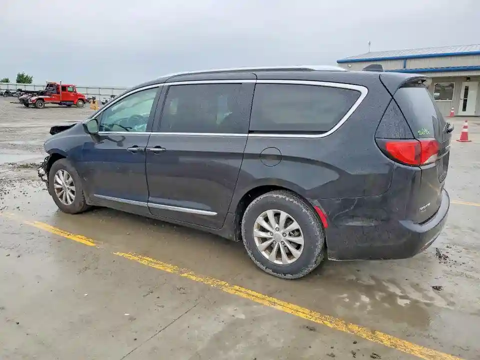 2C4RC1BG7KR597185 2019 CHRYSLER PACIFICA-1