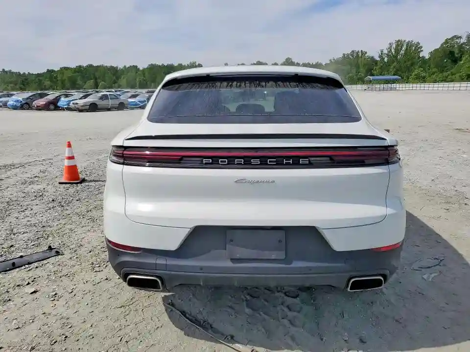 WP1BA2AY1RDA56488 2024 PORSCHE CAYENNE-5