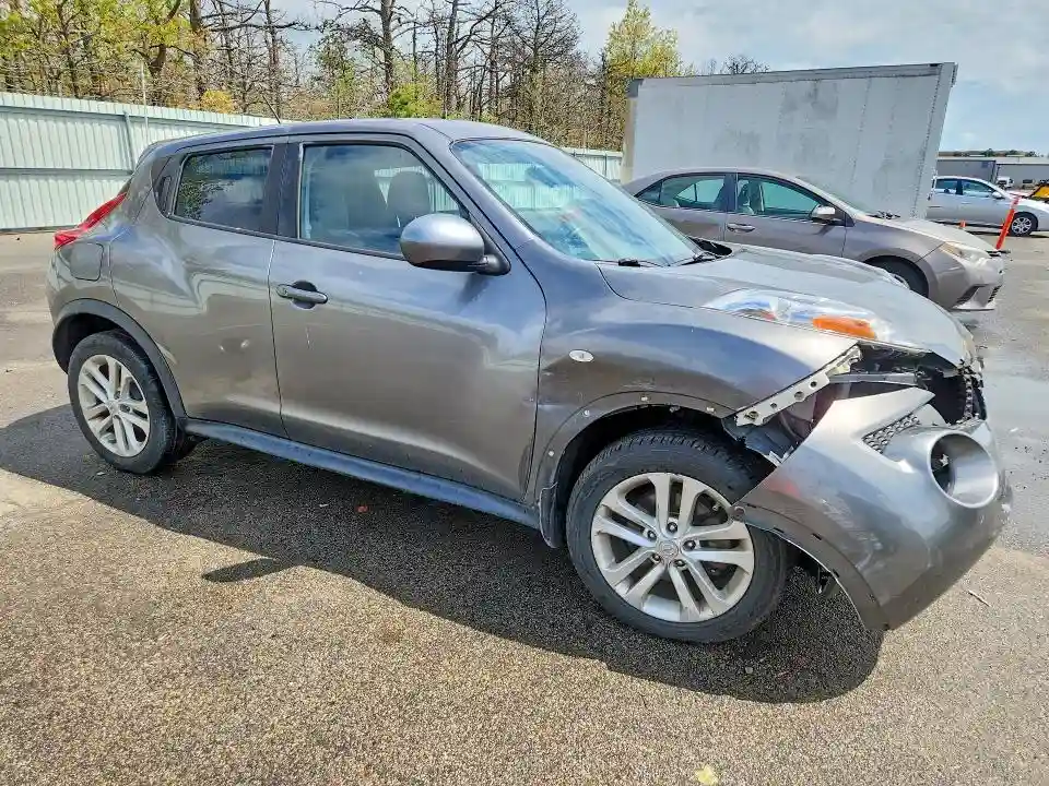 JN8AF5MV3CT112983 2012 NISSAN JUKE-3