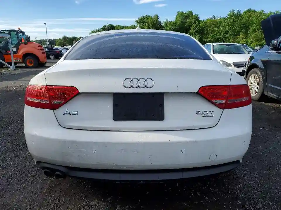WAULFAFR3CA037496 2012 AUDI A5-5