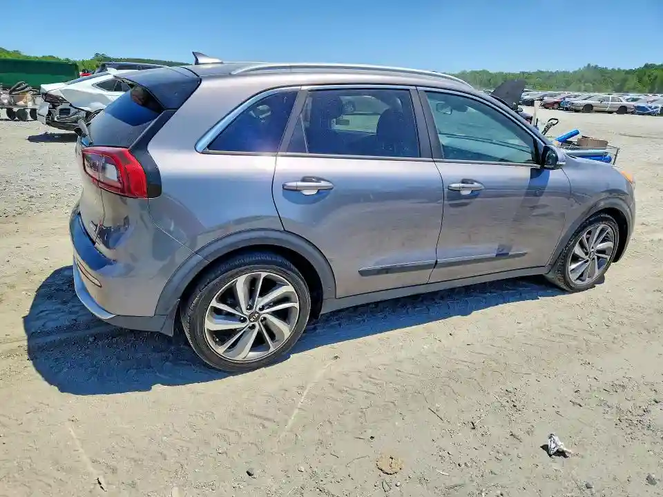 KNDCE3LC3H5090507 2017 KIA NIRO-2