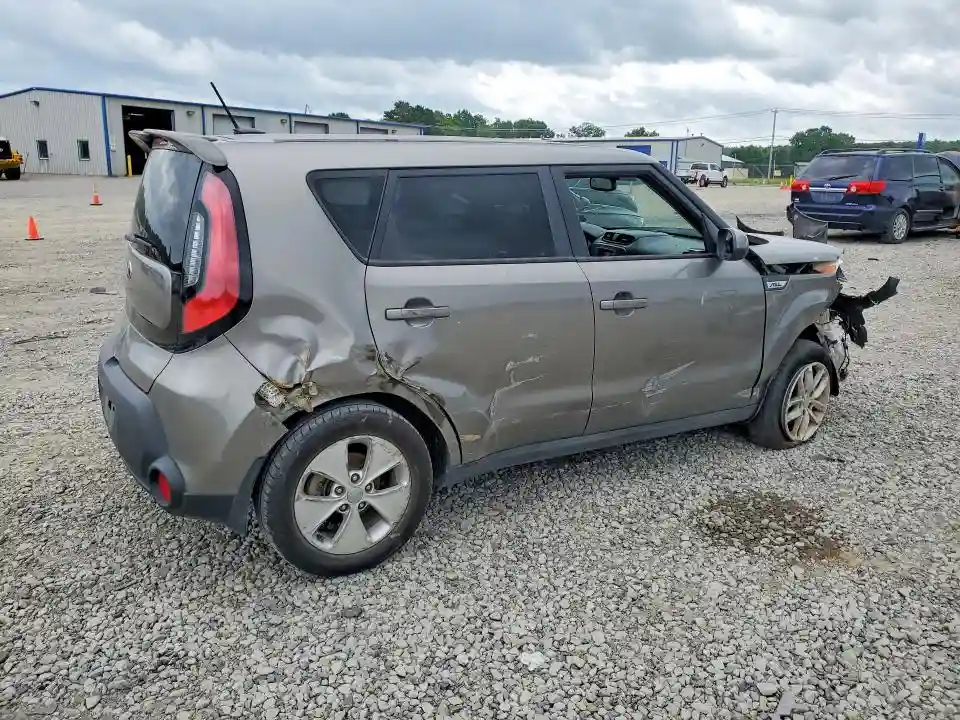 KNDJN2A21F7130547 2015 KIA SOUL BASE-2