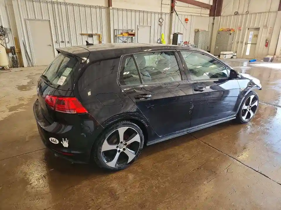 3VW5T7AU6FM000482 2015 VOLKSWAGEN GTI-2
