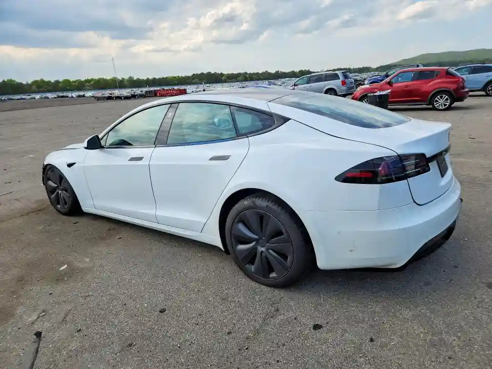 5YJSA1E5XNF487541 2022 TESLA MODEL S-1