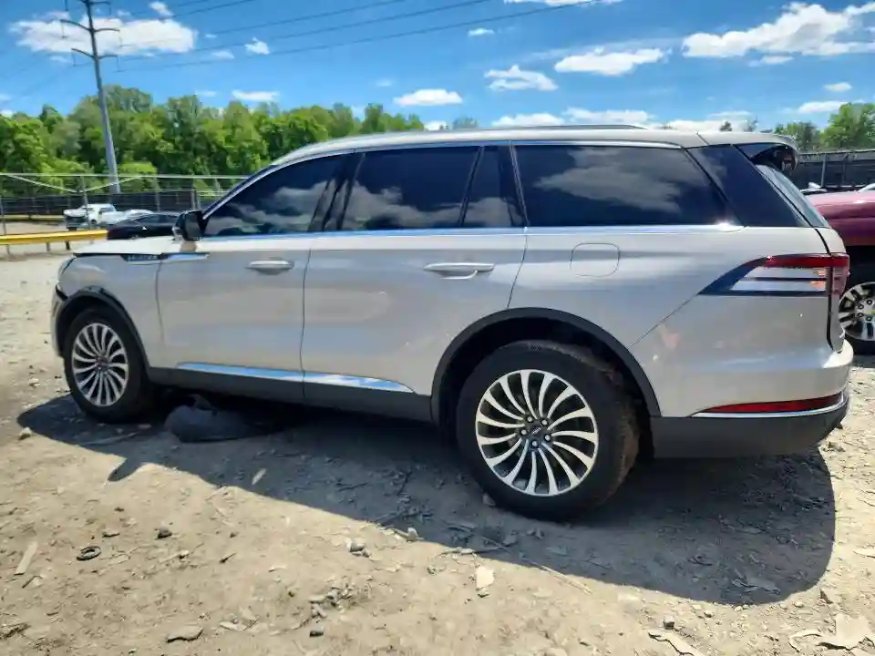 5LM5J7XC4RGL01587 2024 LINCOLN AVIATOR-1