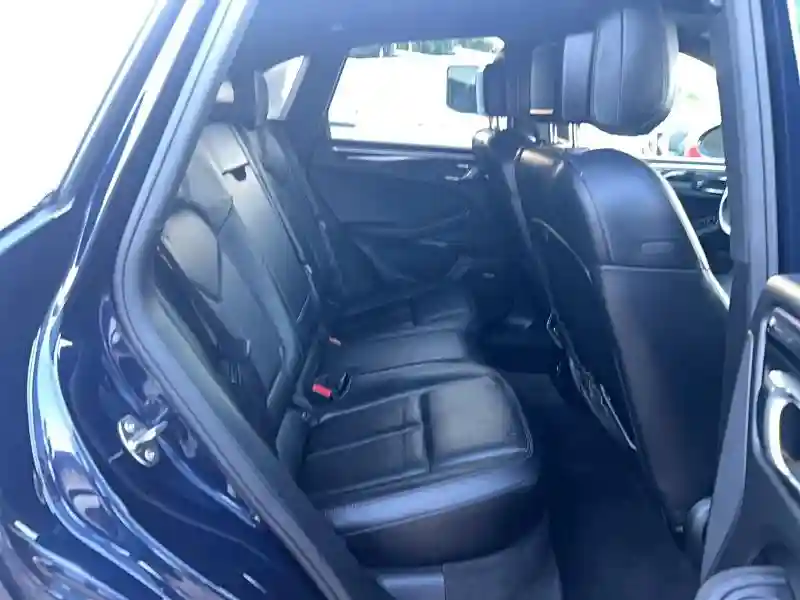WP1AB2A5XJLB34419 2018 PORSCHE MACAN-5