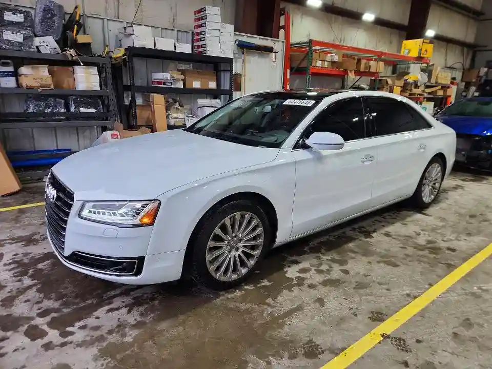 2016 AUDI A8