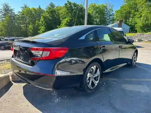 1HGCV1F55JA114726 2018 HONDA ACCORD-2