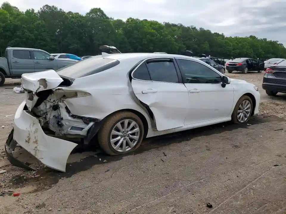 4T1C11AK2LU923864 2020 TOYOTA CAMRY-2