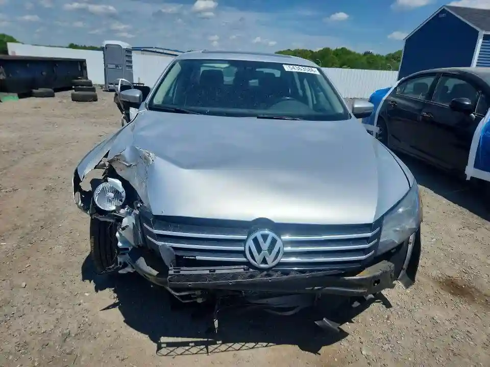 1VWBP7A37DC120627 2013 VOLKSWAGEN PASSAT-4