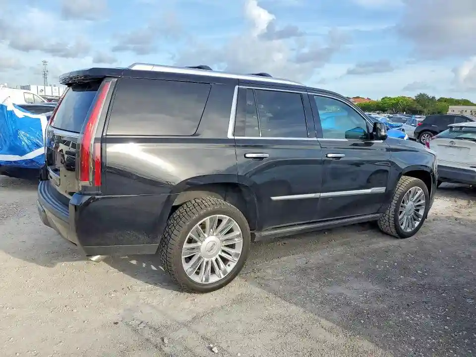 1GYS4PKJ4FR733999 2015 CADILLAC ESCALADE-2
