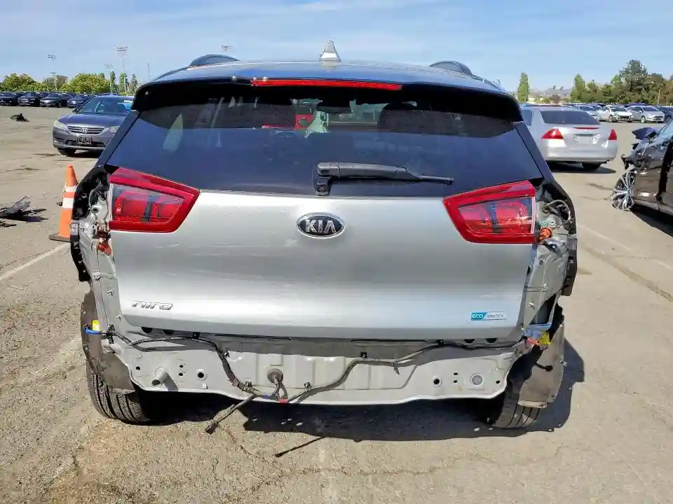 KNDCE3LG2K5017512 2019 KIA NIRO-5