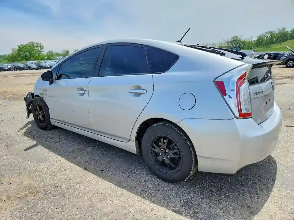 JTDKN3DU1C1526242 2012 TOYOTA PRIUS-1