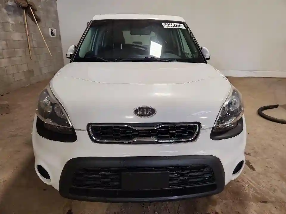 KNDJT2A54C7434984 2012 KIA SOUL-4