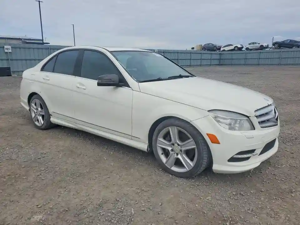 WDDGF8BB7BA487792 2011 MERCEDES-BENZ C-CLASS-3