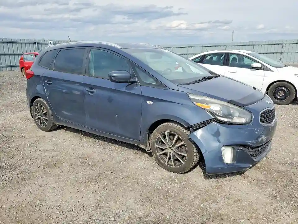 KNAHT8A38G7134531 2016 KIA RONDO-3