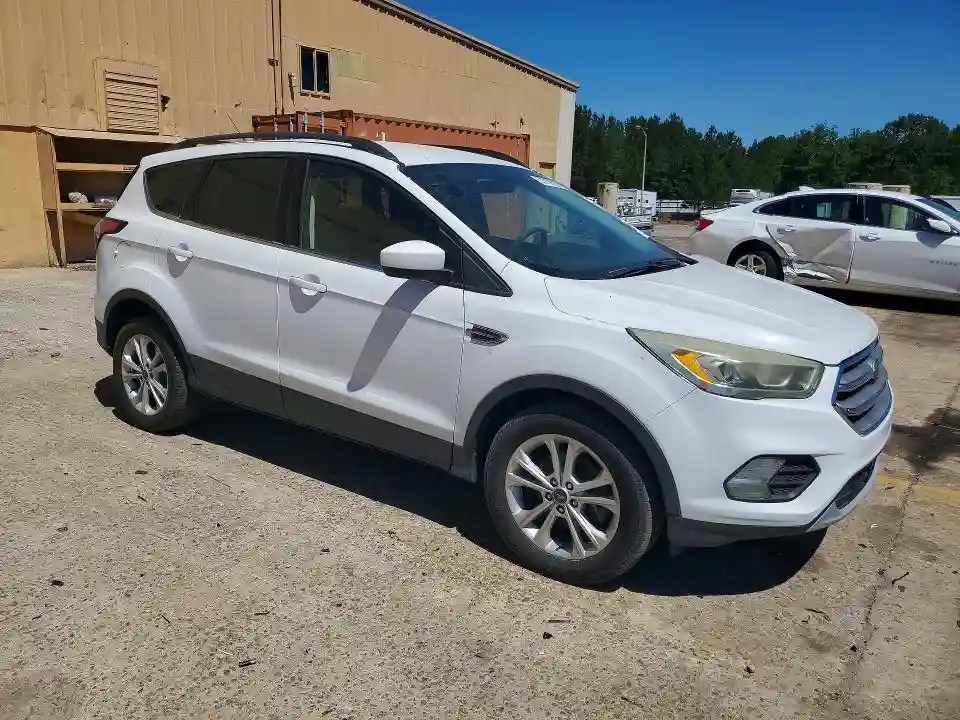 1FMCU0G97HUD78242 2017 FORD ESCAPE-3