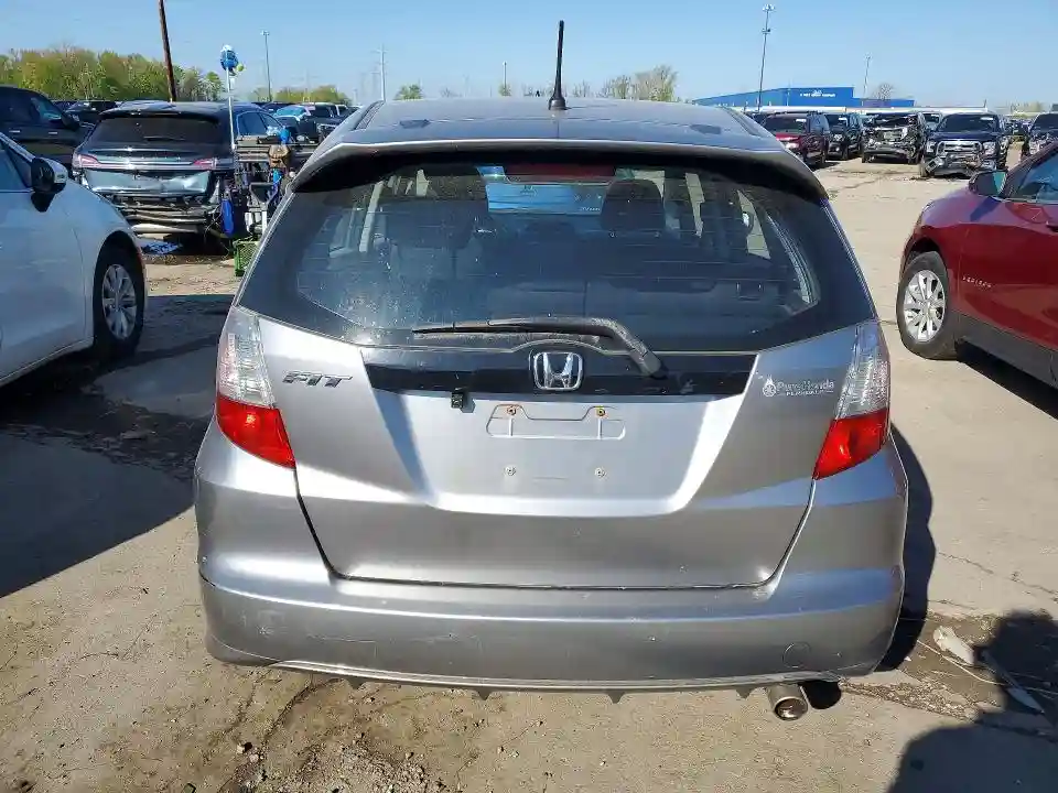 JHMGE8H46AS027665 2010 HONDA FIT-5